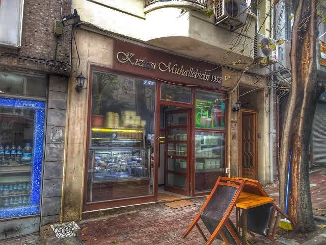 Kıztaşı Muhallebicisi | İstanbul’un En iyi Sütlü Tatlıcısı