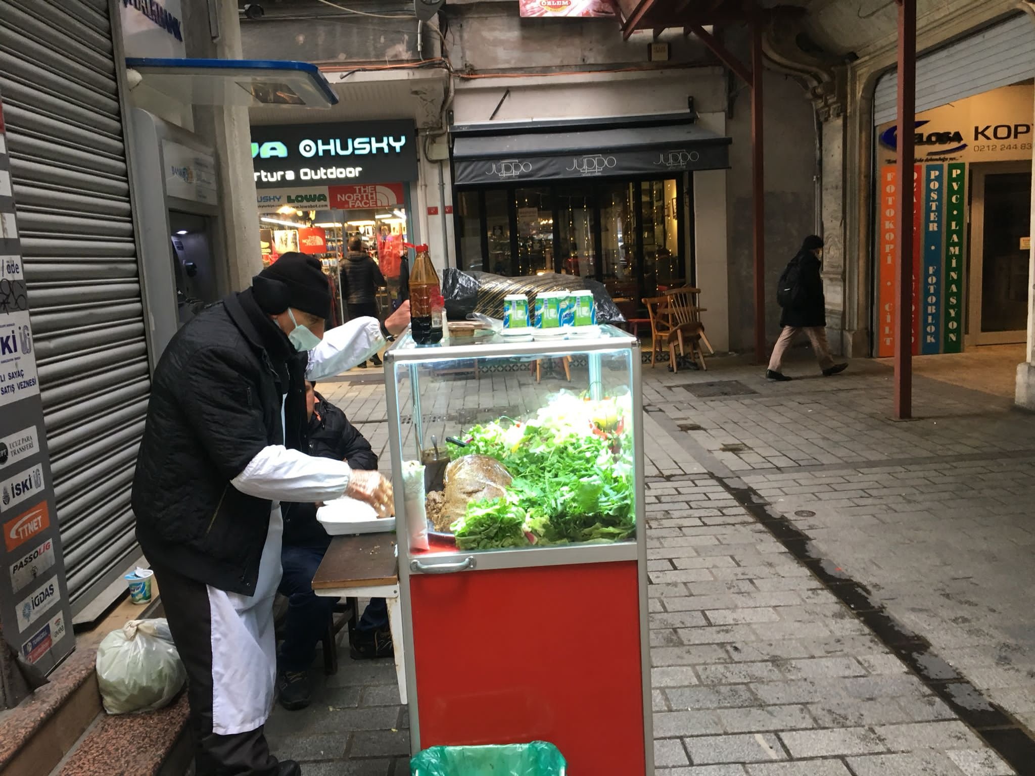 Meşhur Seyyar Çiğköfteci Hüseyin Usta