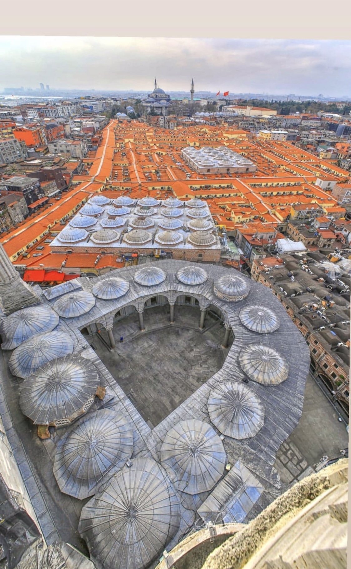 Nuruosmaniye Camii Nerede?,Tarihi Özellikleri?